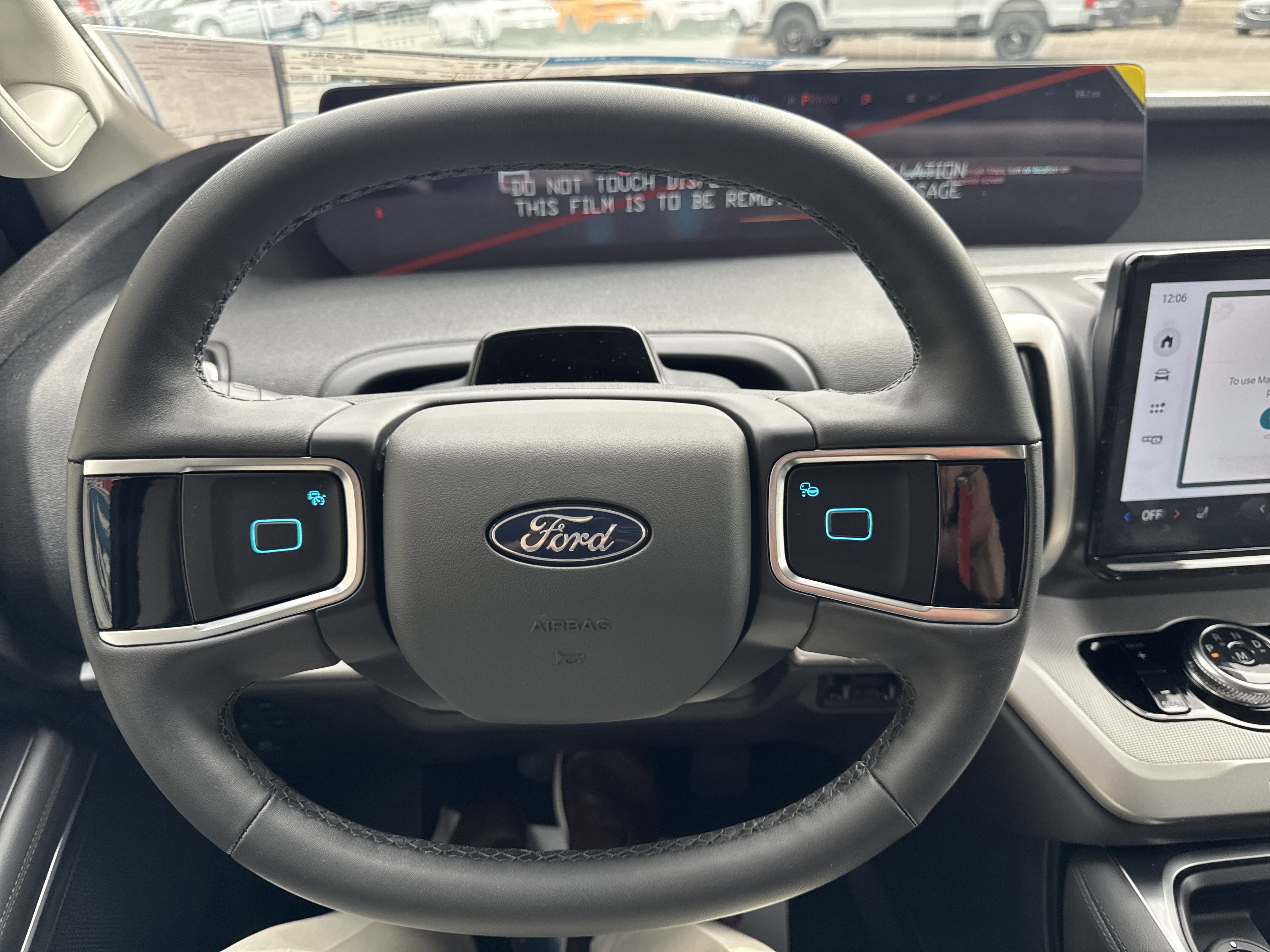 New 2026 Ford Expedition Active image 35