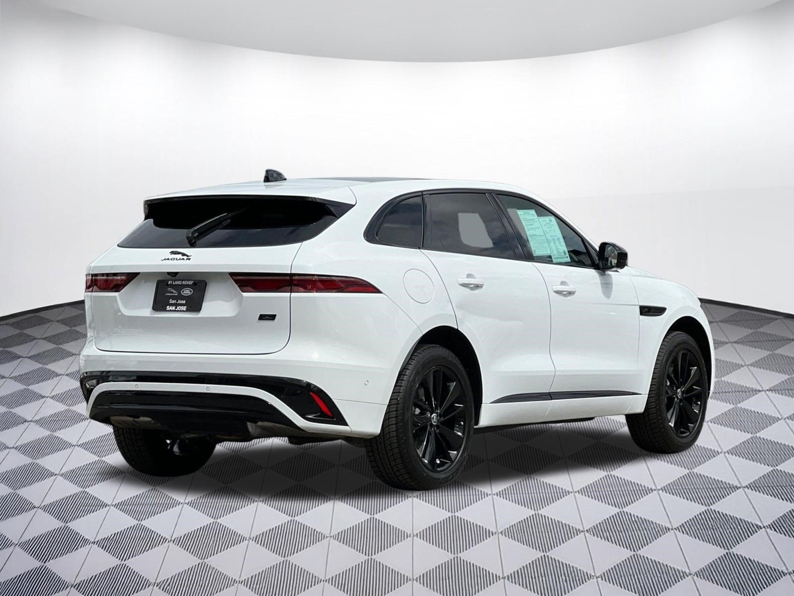 Used 2026 Jaguar F-PACE R-Dynamic S AWD/4WD image 8