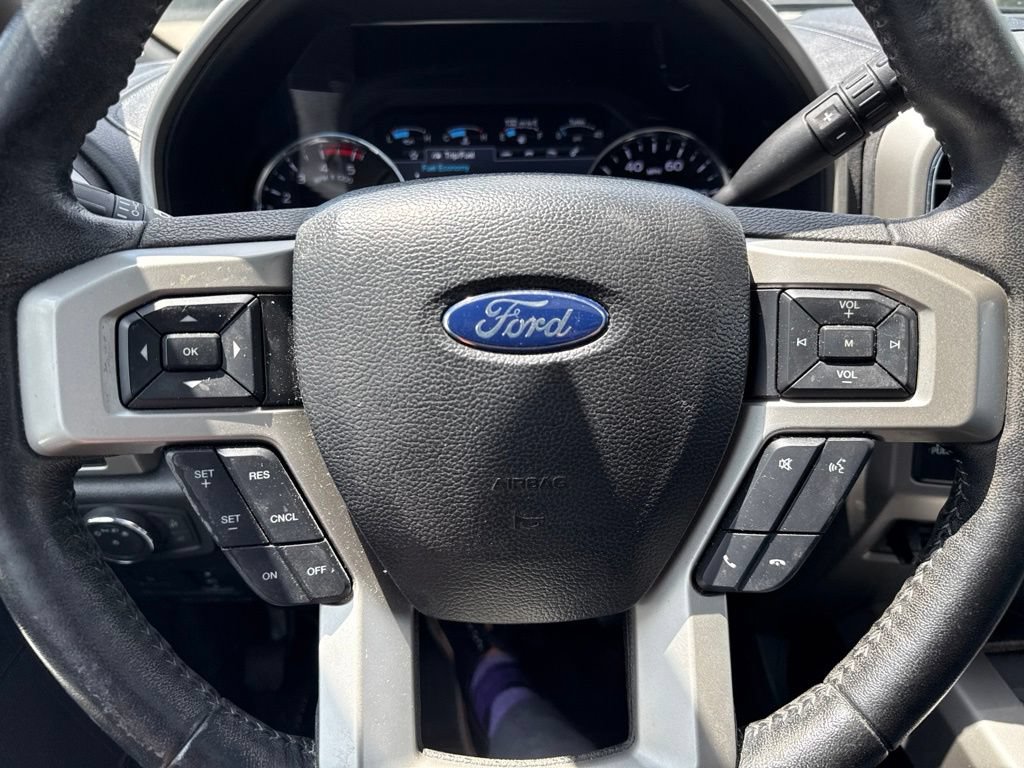 Used 2017 Ford F350 Lariat w/ Lariat Ultimate Package AWD/4WD image 7