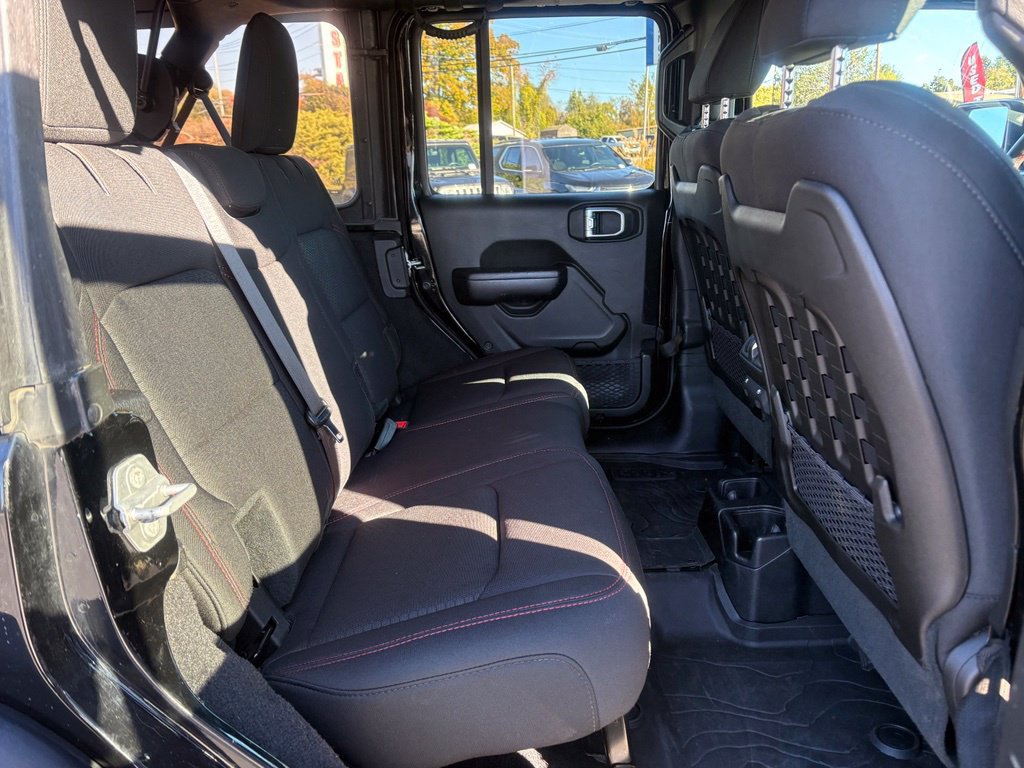 Used 2019 Jeep Wrangler Unlimited Rubicon AWD/4WD image 18