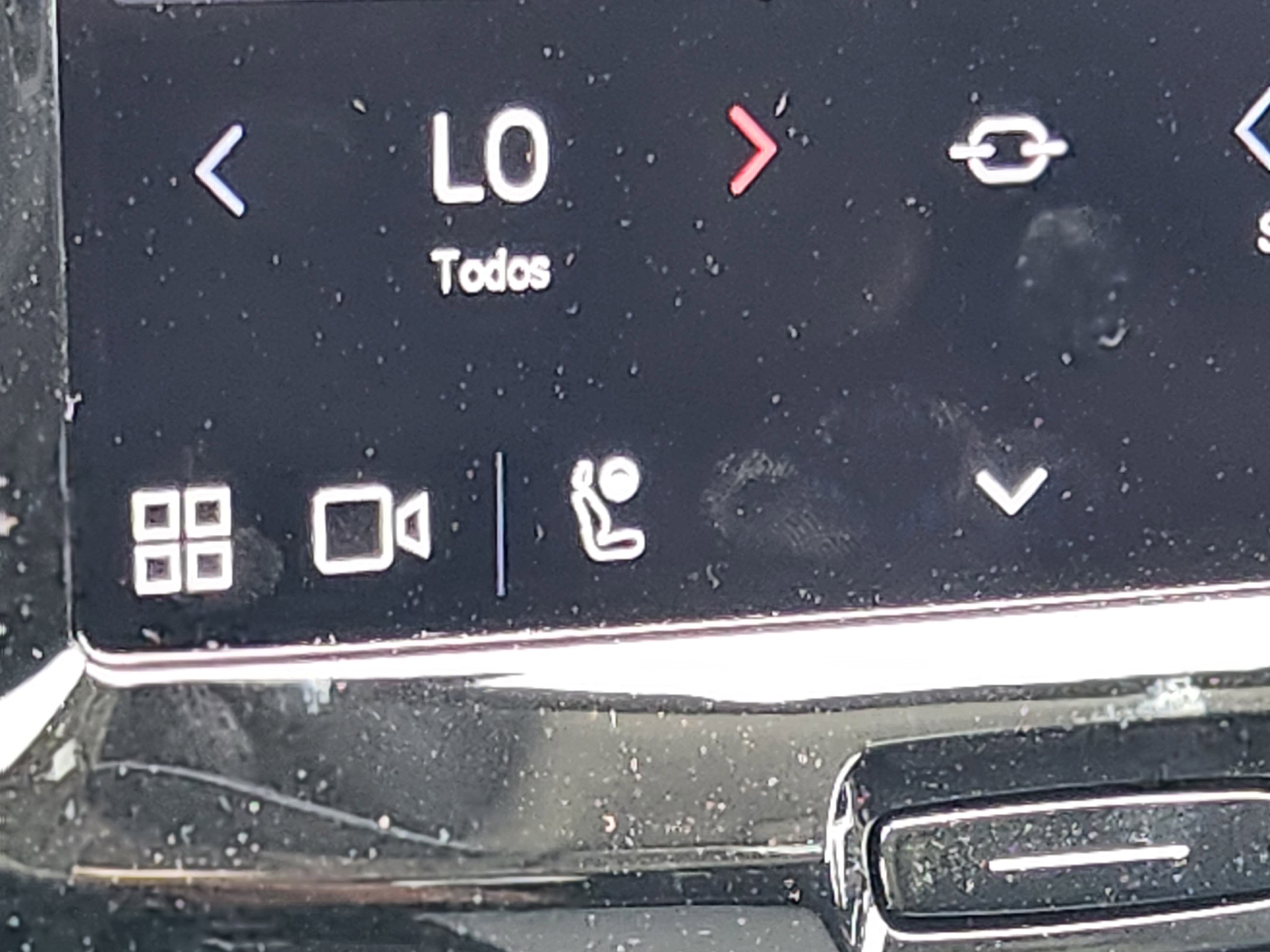 New 2025 Volvo XC60 B5 Plus w/ Protection Package Premier image 29