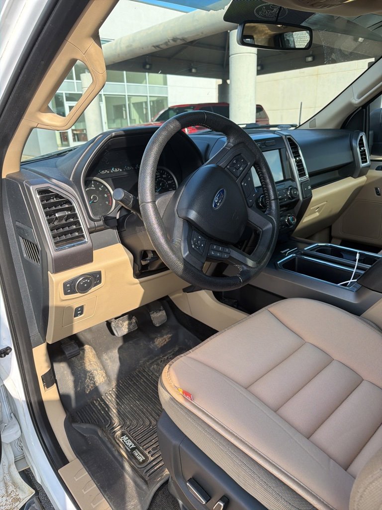 Used 2015 Ford F150 XLT w/ Equipment Group 302A Luxury image 9