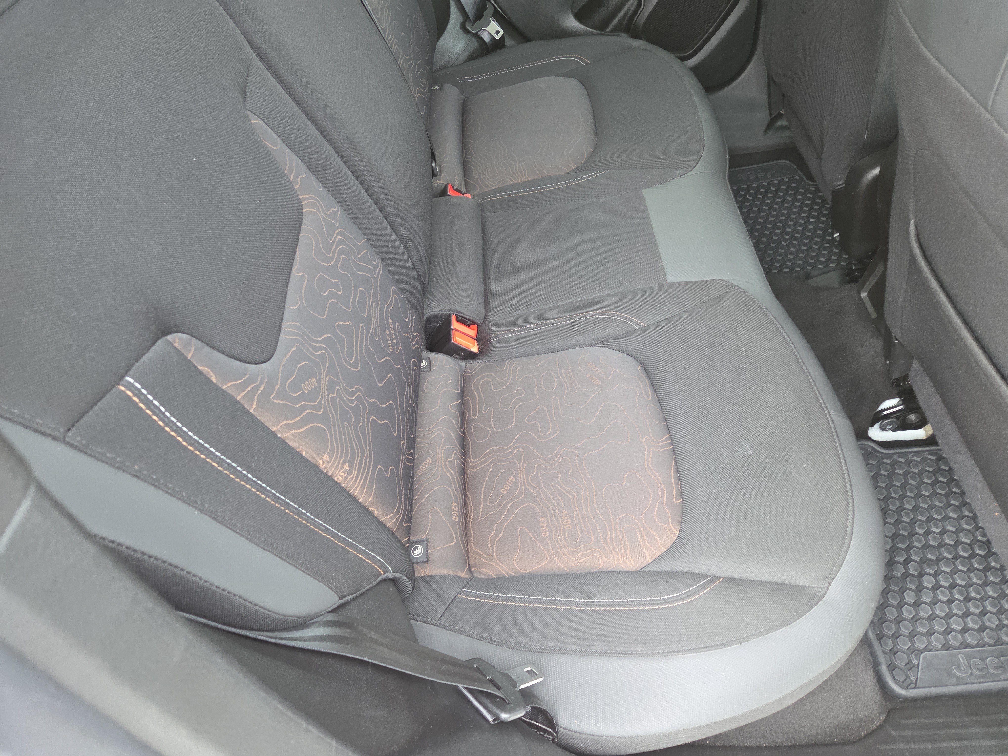 Certified 2023 Jeep Renegade Latitude AWD/4WD image 21