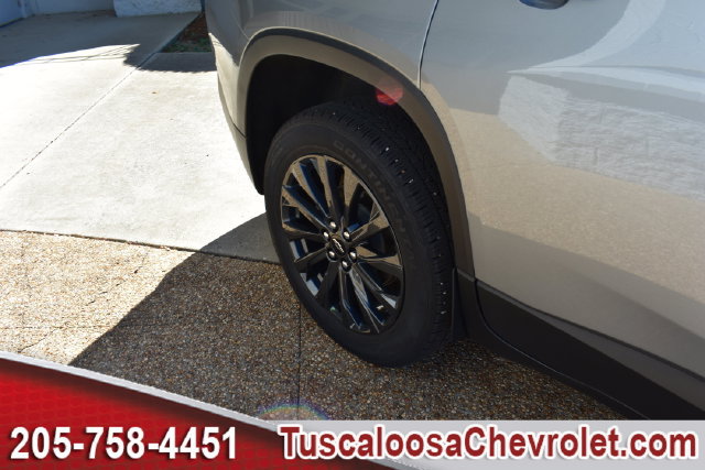 Certified 2023 Chevrolet Traverse RS FWD image 17