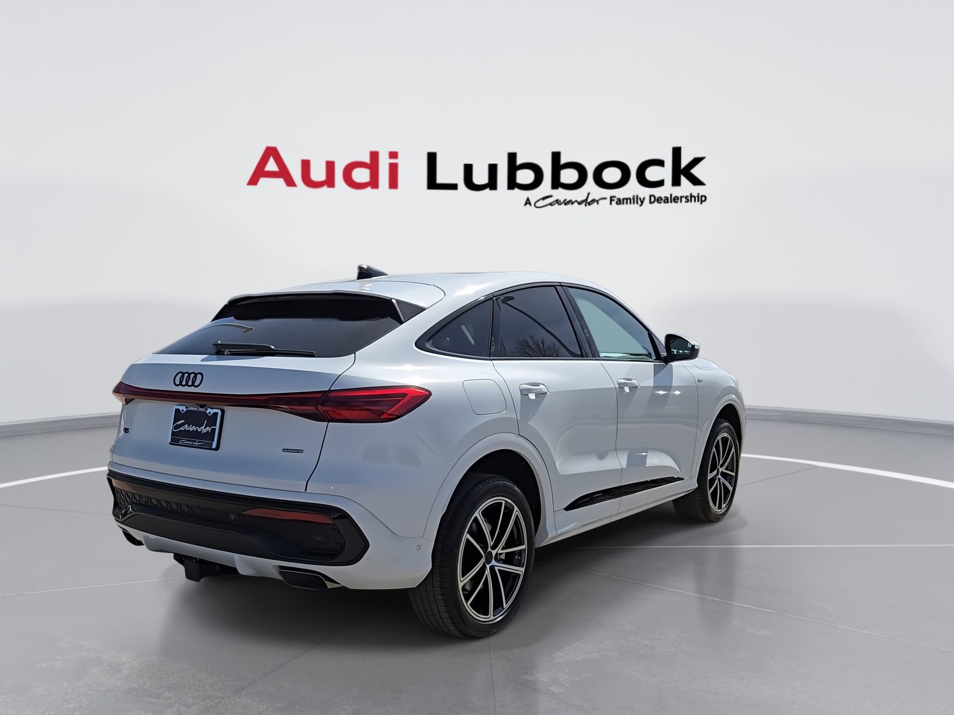 New 2026 Audi Q5 2.0T Premium image 8