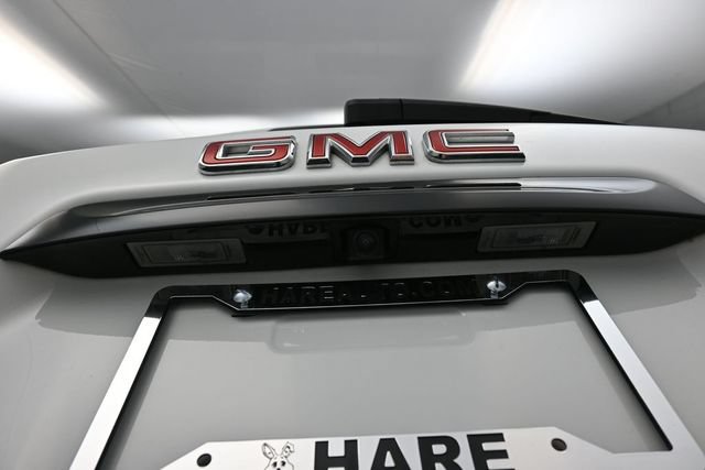 Used 2023 GMC Terrain SLE w/ Driver Convenience Package FWD image 26