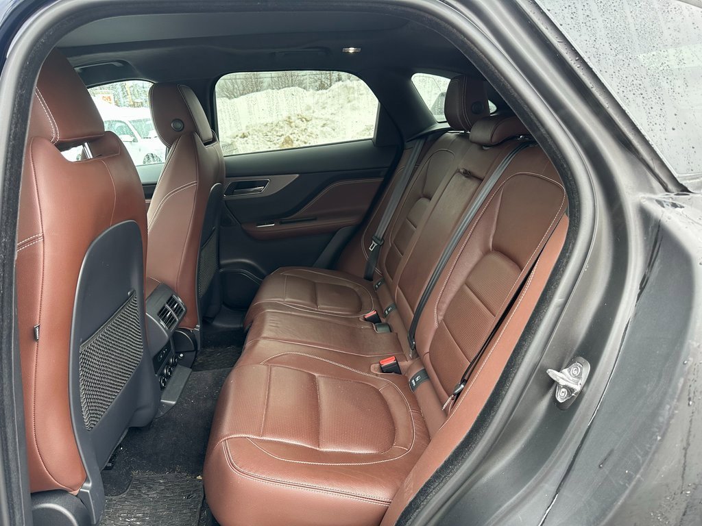 Used 2020 Jaguar F-PACE S image 19
