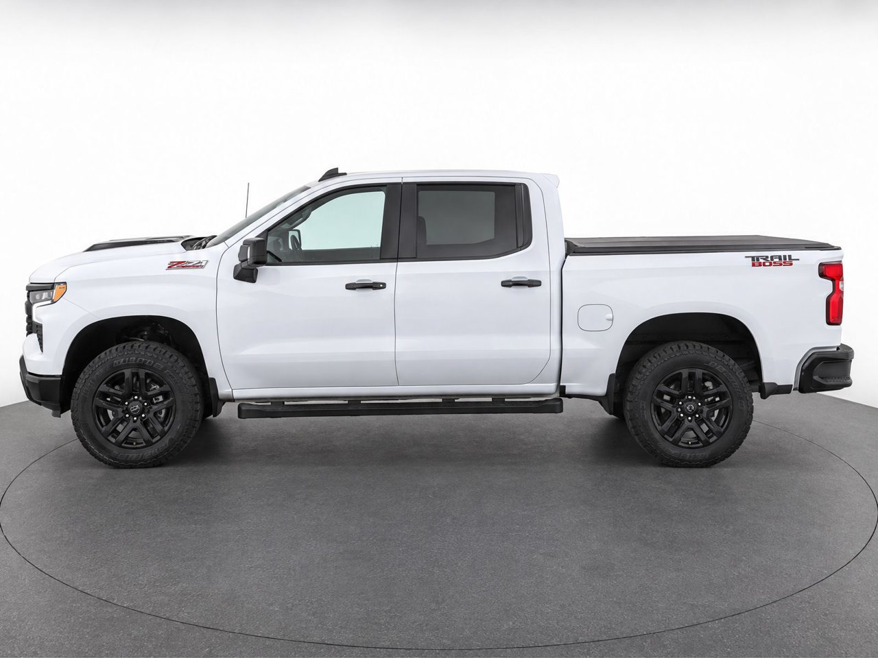 Used 2023 Chevrolet Silverado 1500 LT Trail Boss w/ Protection Package AWD/4WD image 6