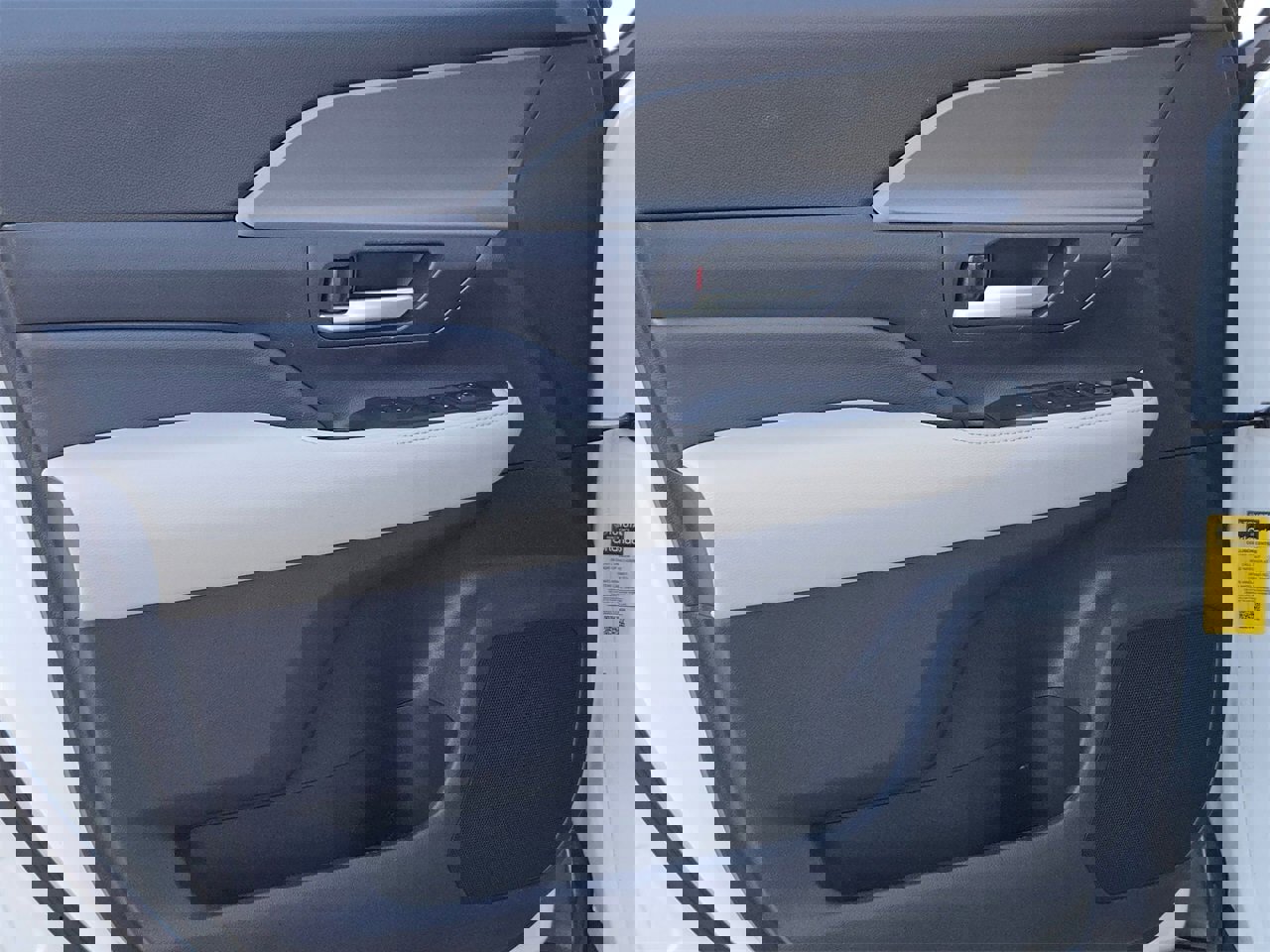 Used 2024 Toyota Grand Highlander XLE image 7