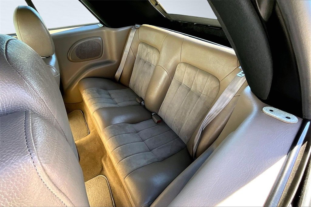 Used 2004 Chrysler Sebring LXi image 18