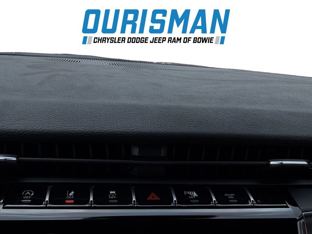 New 2025 Jeep Grand Cherokee Laredo X w/ Luxury Tech Group I image 18