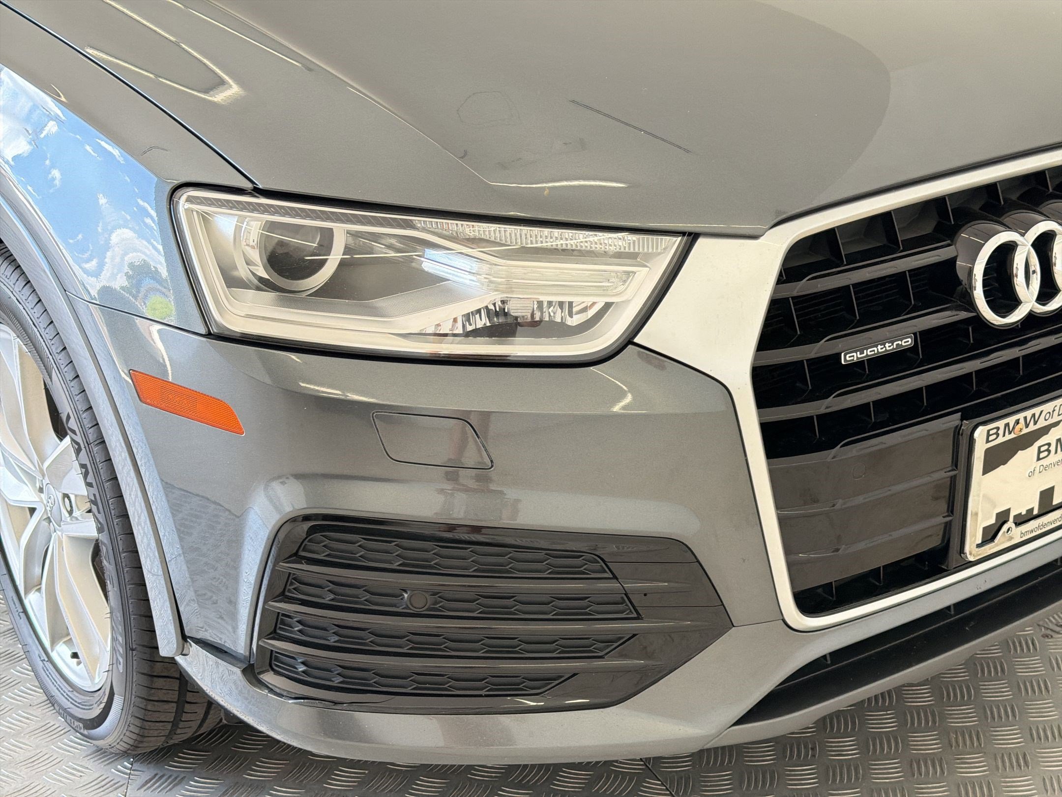 Used 2018 Audi Q3 2.0T Premium w/ Convenience Package AWD/4WD image 11