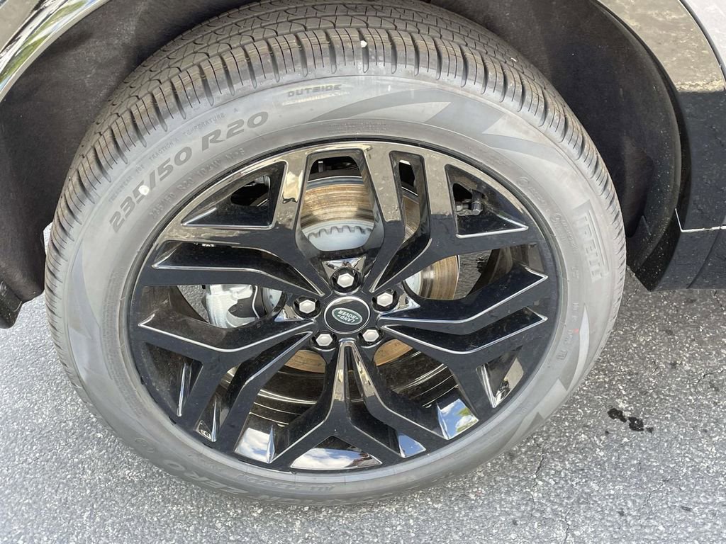 New 2026 Land Rover Discovery Sport Landmark image 10