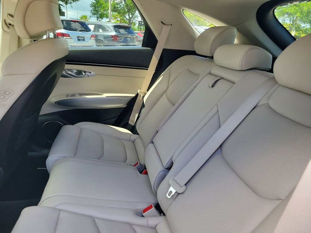 Certified 2023 Genesis GV70 2.5T w/ Select Package image 16