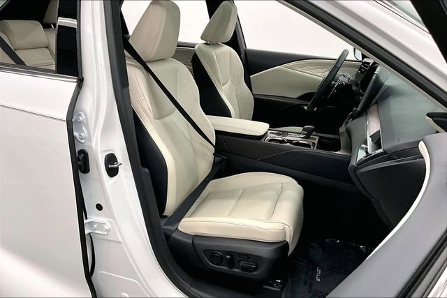 Used 2024 Lexus RX 350 w/ Convenience Package image 8