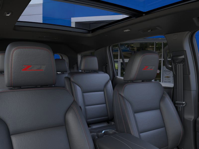 New 2026 Chevrolet Traverse Z71 w/ Driver Confidence Package image 48