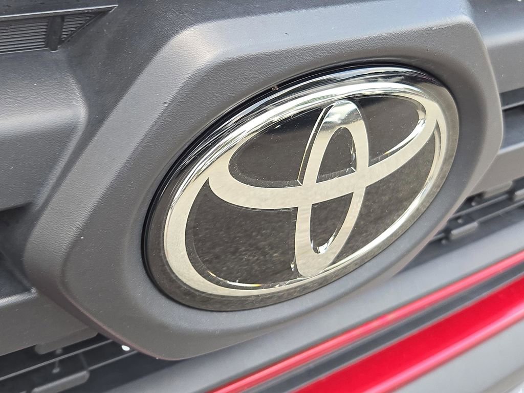 Used 2023 Toyota RAV4 Adventure image 4