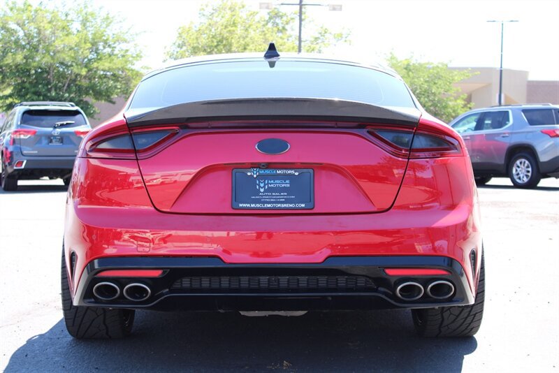 Used 2018 Kia Stinger GT2 AWD/4WD image 13