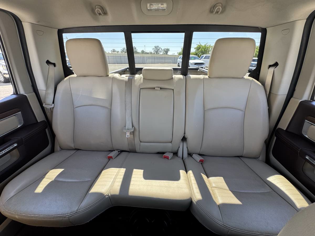 Used 2016 RAM 1500 Laramie w/ Convenience Group image 34