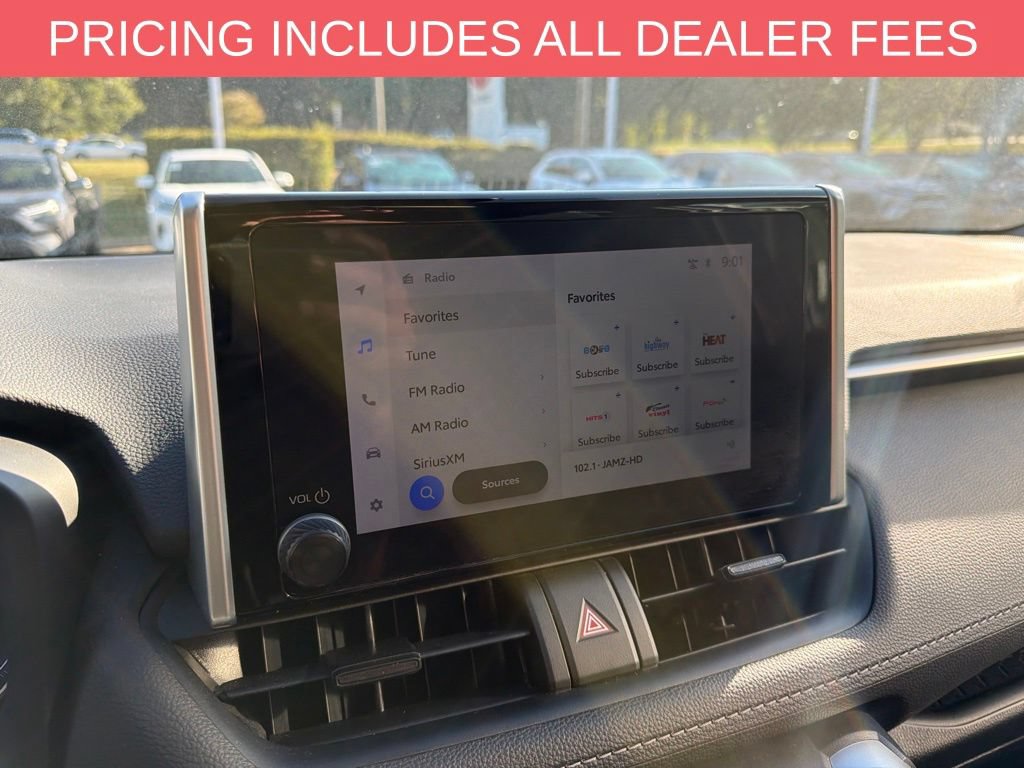 Used 2025 Toyota RAV4 LE AWD/4WD image 11