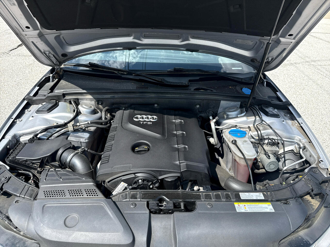 Used 2016 Audi A4 2.0T Premium Plus w/ Technology Package image 17