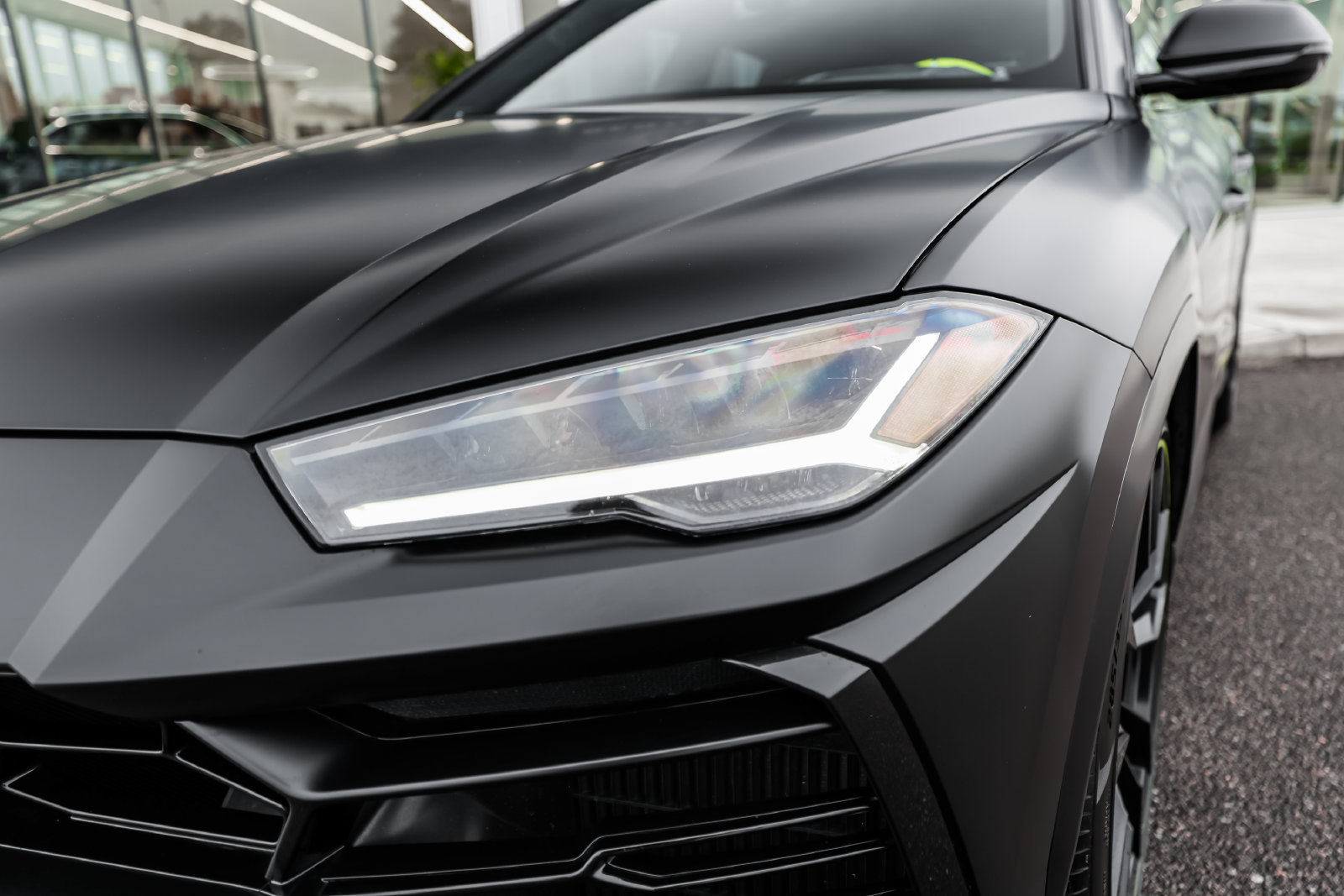 Used 2022 Lamborghini Urus AWD/4WD image 21