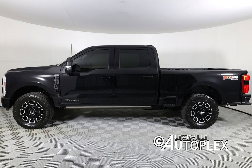 Used 2025 Ford F250 Platinum w/ FX4 Off-Road Package image 9