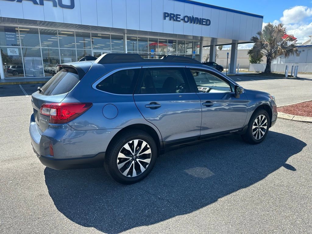 Used 2017 Subaru Outback 2.5i Limited image 3