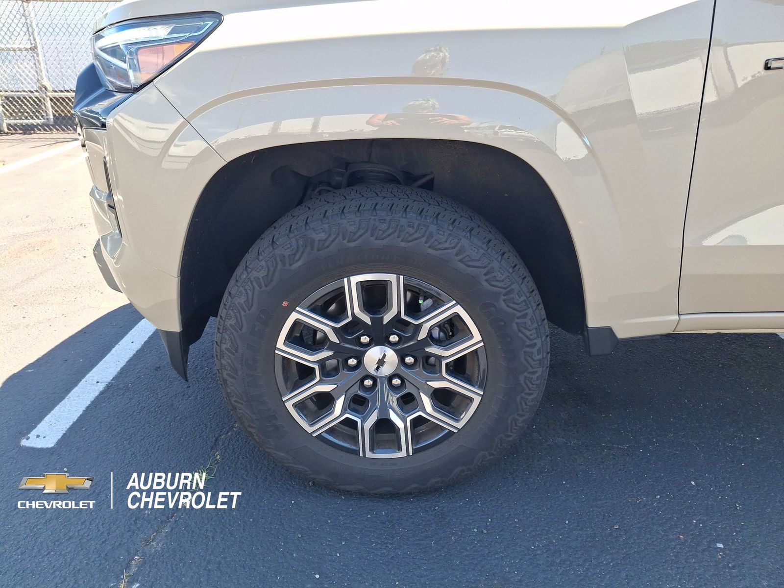 Certified 2023 Chevrolet Colorado Z71 w/ Z71 Convenience Package 2 AWD/4WD image 25