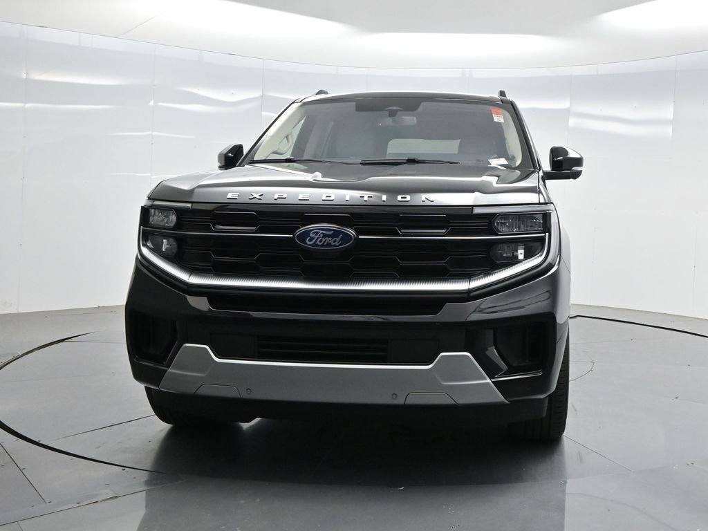 Used 2025 Ford Expedition Platinum w/ Platinum Ultimate Package image 36
