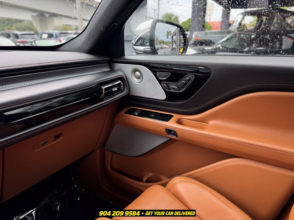 Used 2020 Lincoln Aviator Black Label w/ Dynamic Handling Package AWD/4WD image 20