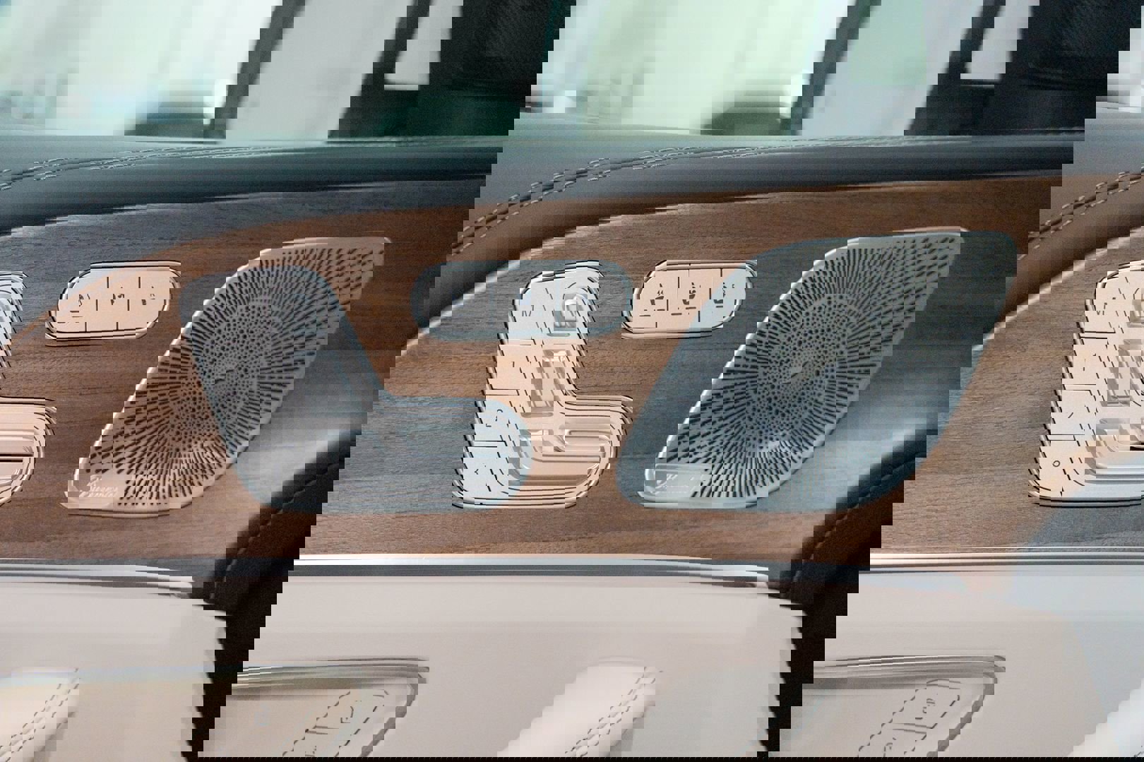 Used 2021 Mercedes-Benz GLS 63 AMG 4MATIC+ SUV image 20