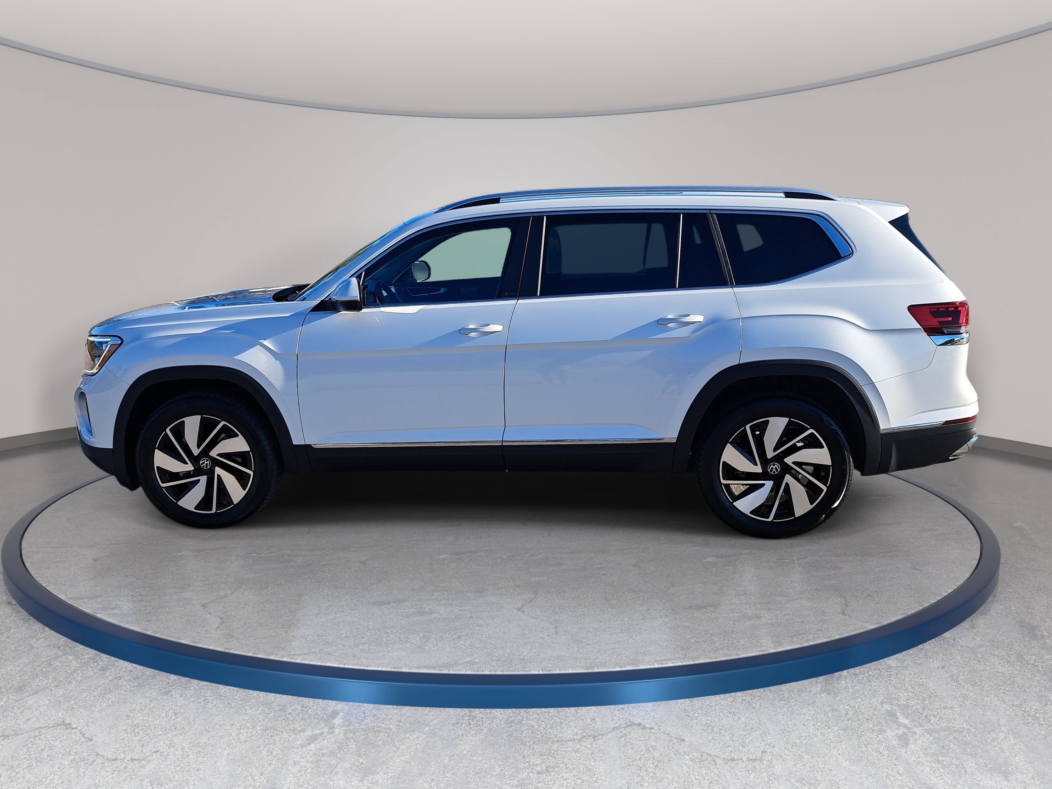 New 2026 Volkswagen Atlas SEL AWD/4WD image 8