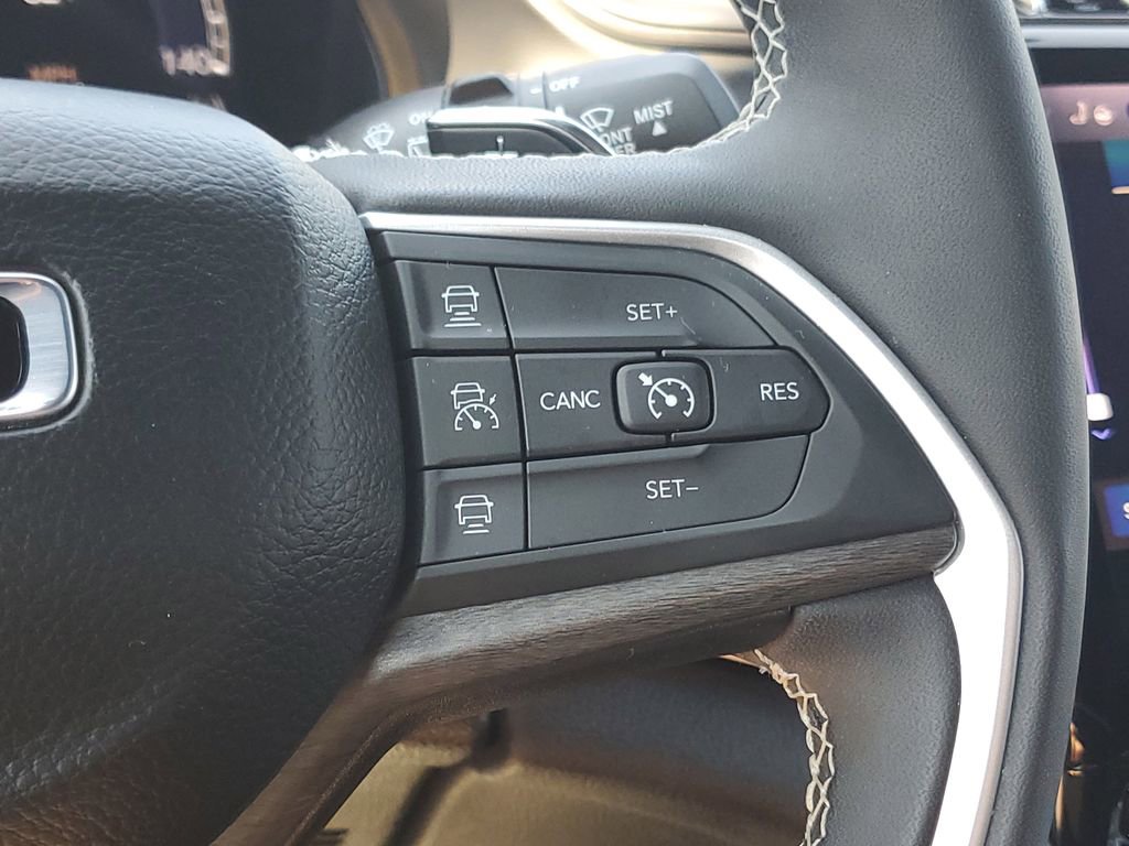 Used 2024 Jeep Grand Cherokee L Limited w/ Trailer Tow Package image 30