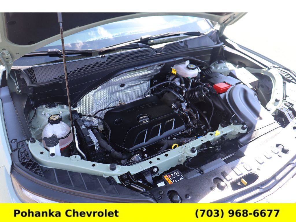 Certified 2025 Chevrolet TrailBlazer LT w/ Convenience Package FWD image 34