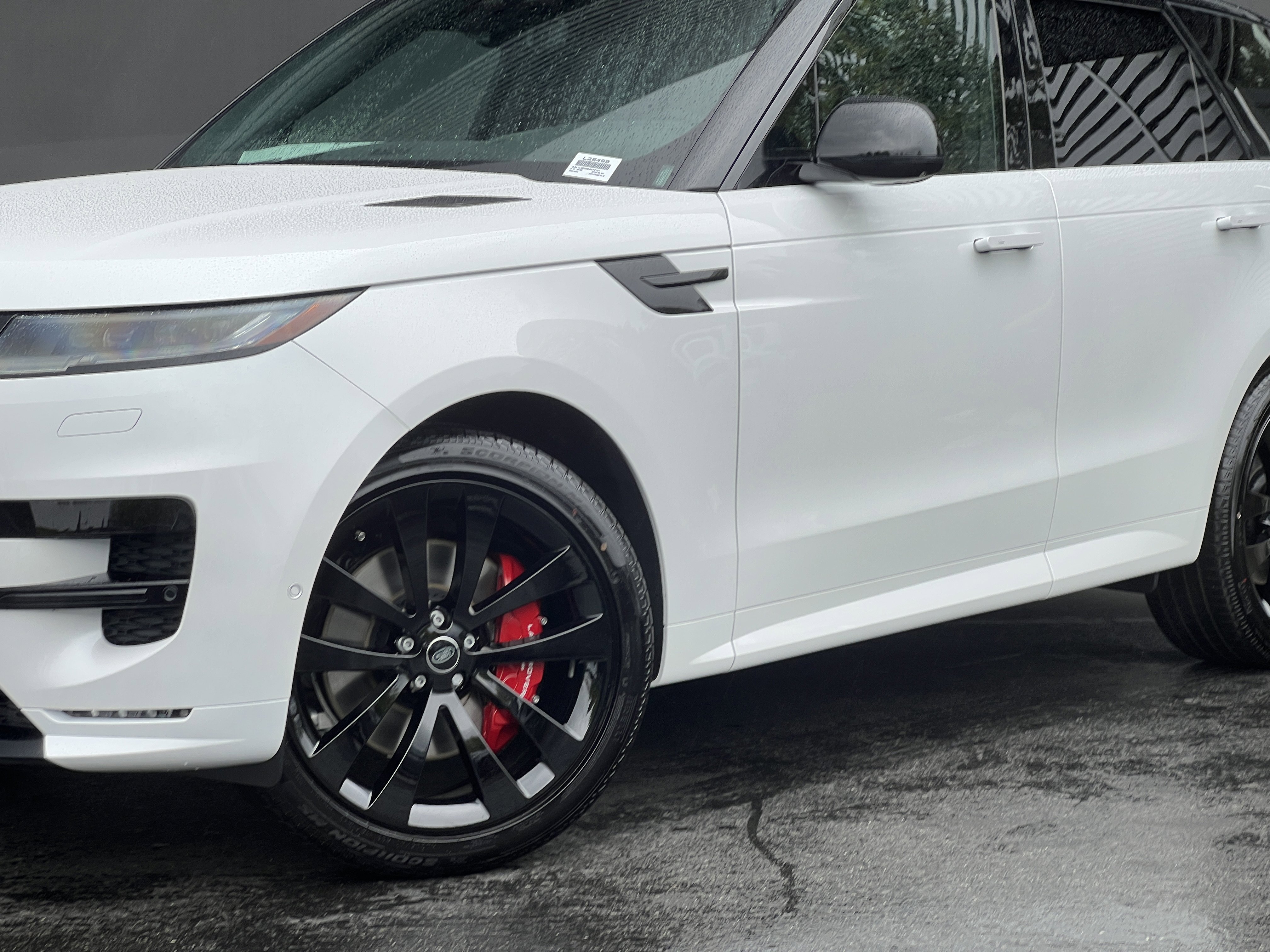 New 2025 Land Rover Range Rover Sport Dynamic SE AWD/4WD video 2