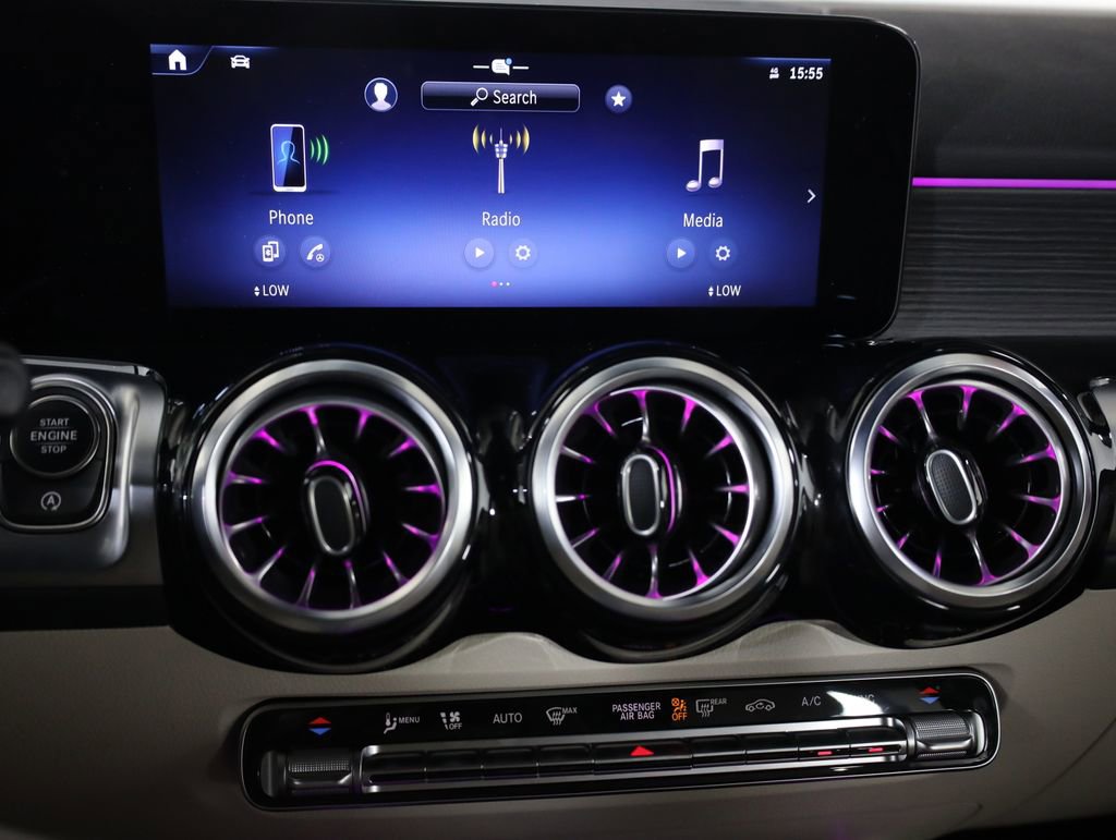 Certified 2026 Mercedes-Benz GLB 250 4MATIC image 19