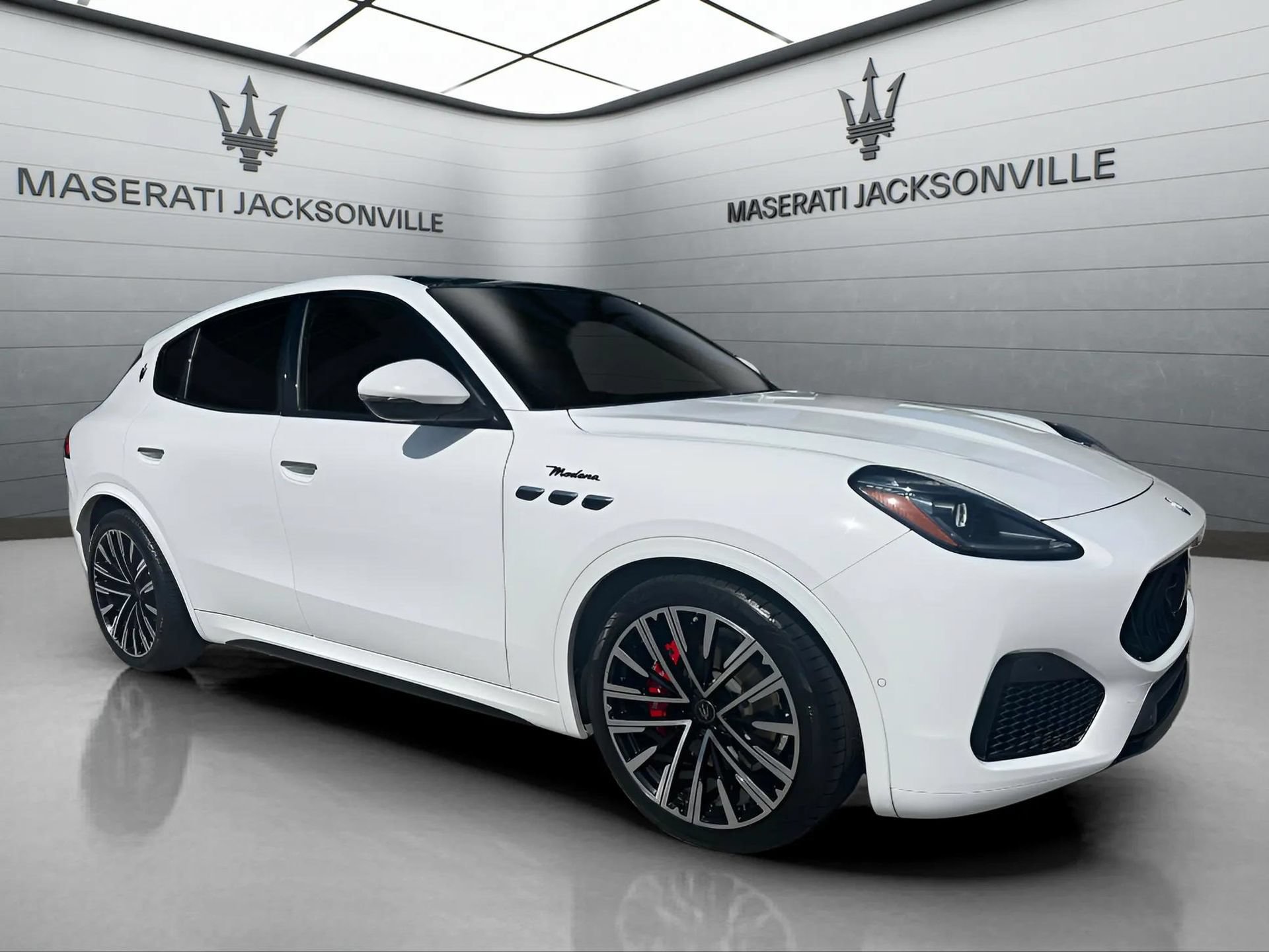 Certified 2023 Maserati Grecale Modena AWD/4WD image 11