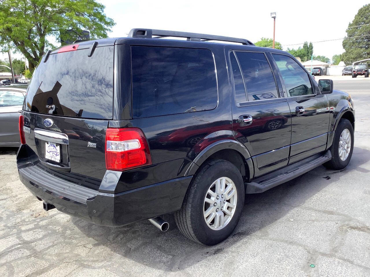 Used 2013 Ford Expedition XLT w/ HD Trailer Tow Pkg AWD/4WD image 15