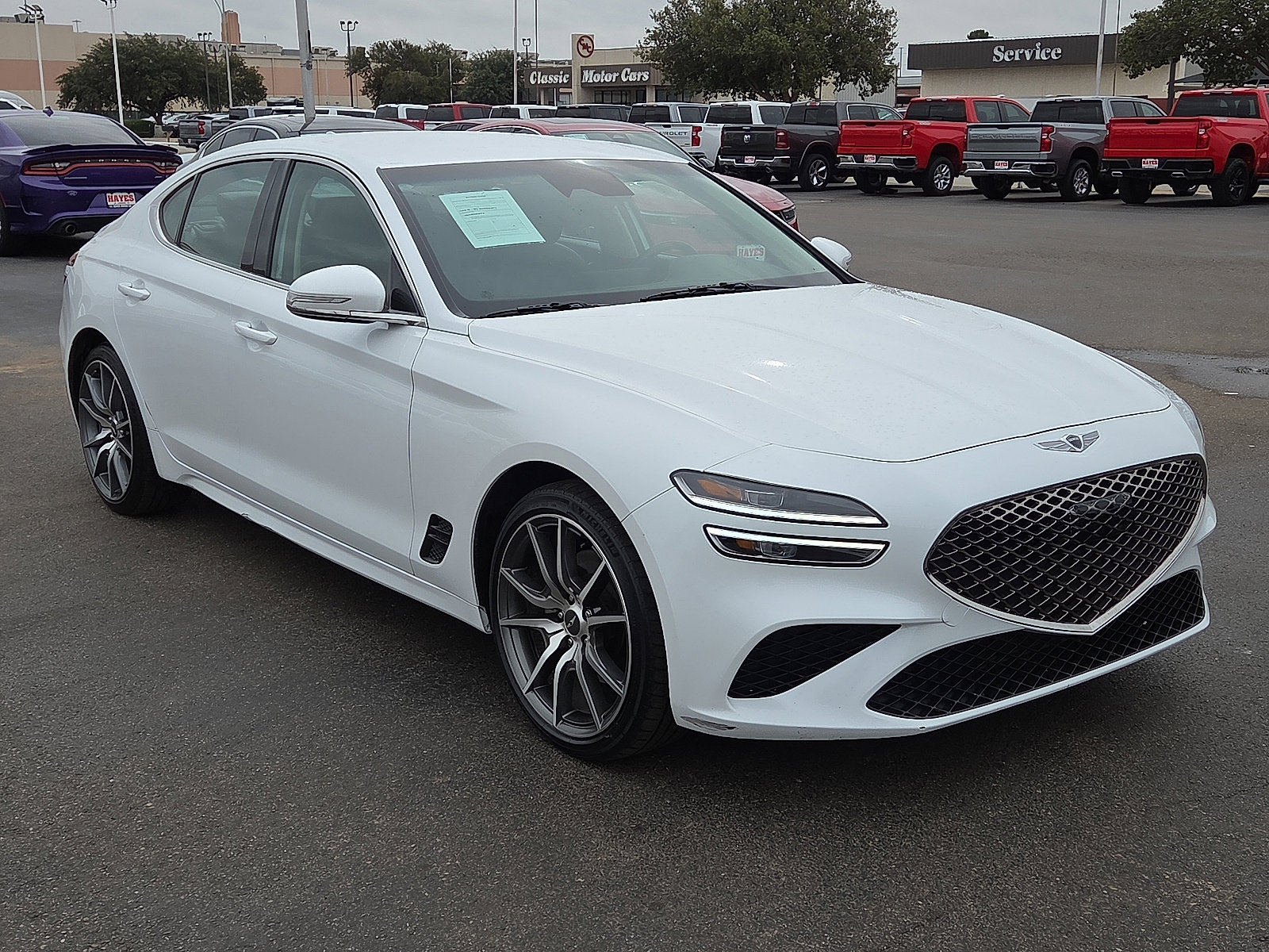 Used 2023 Genesis G70 2.0T image 5