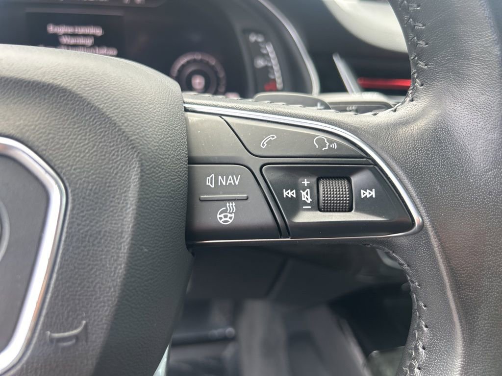 Used 2017 Audi Q7 3.0T Prestige AWD/4WD image 26