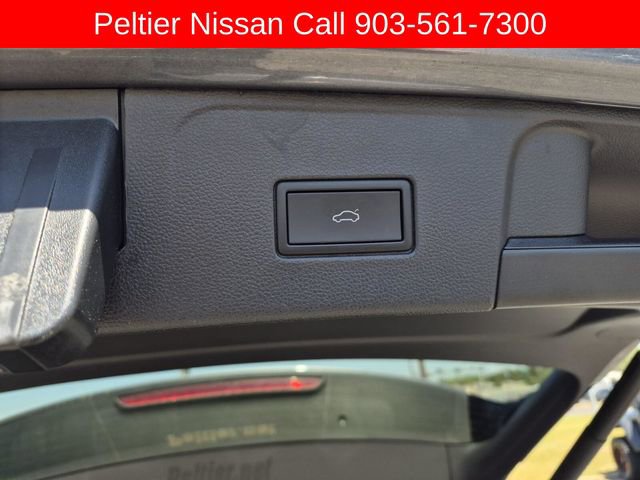 Used 2024 Volkswagen Atlas SE image 11