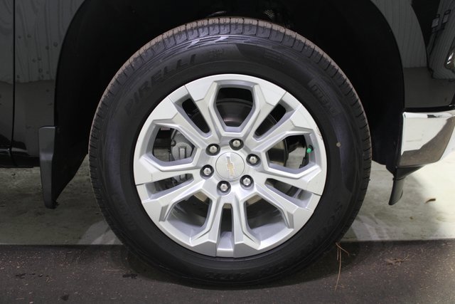 Used 2024 Chevrolet Silverado 1500 LTZ image 29