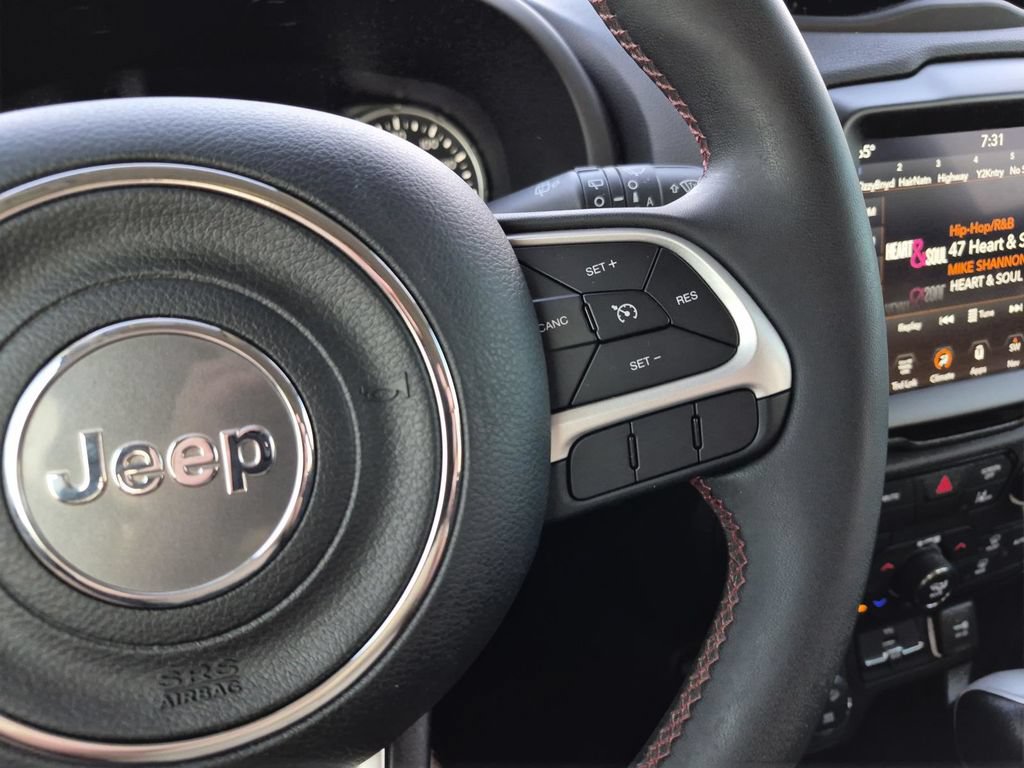 Used 2023 Jeep Renegade Trailhawk AWD/4WD image 24