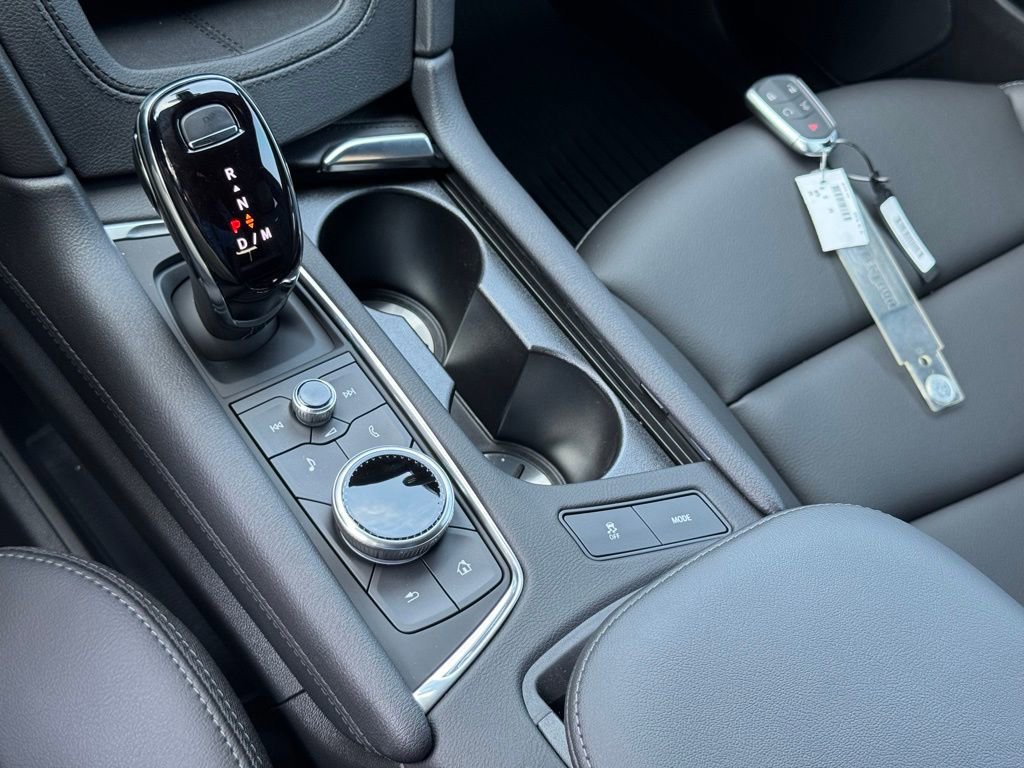 New 2025 Cadillac XT5 Luxury image 28