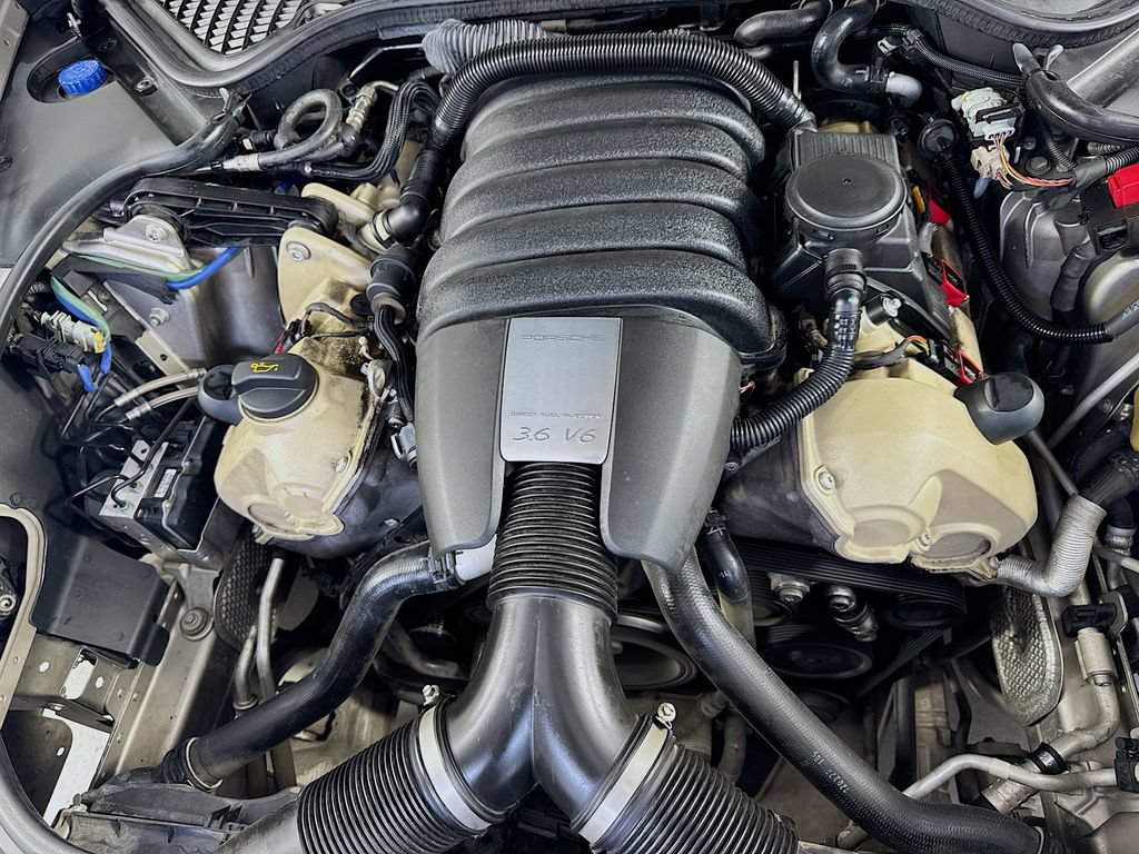 Used 2012 Porsche Panamera 4 image 38