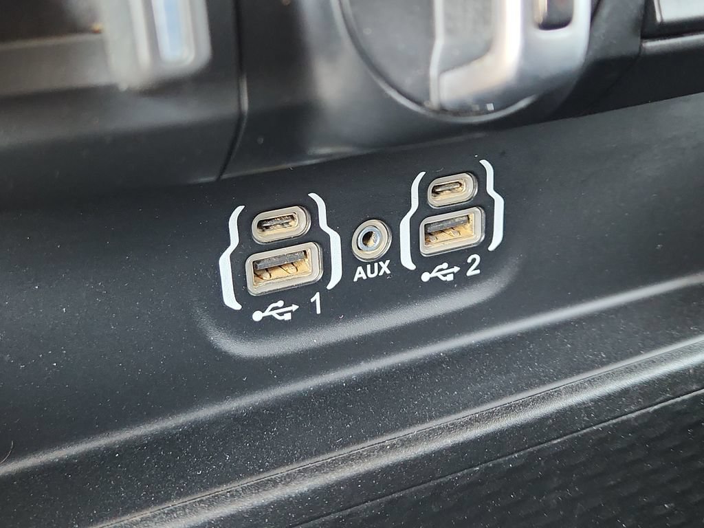 Used 2022 RAM 1500 Laramie AWD/4WD image 23