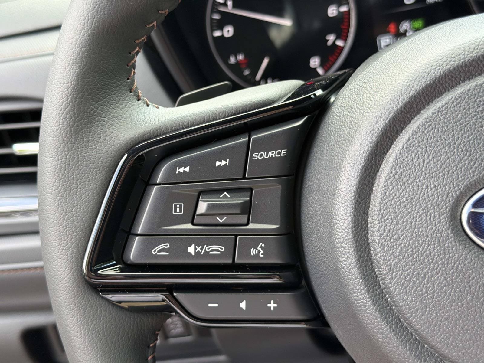 New 2026 Subaru Forester Touring AWD/4WD image 17