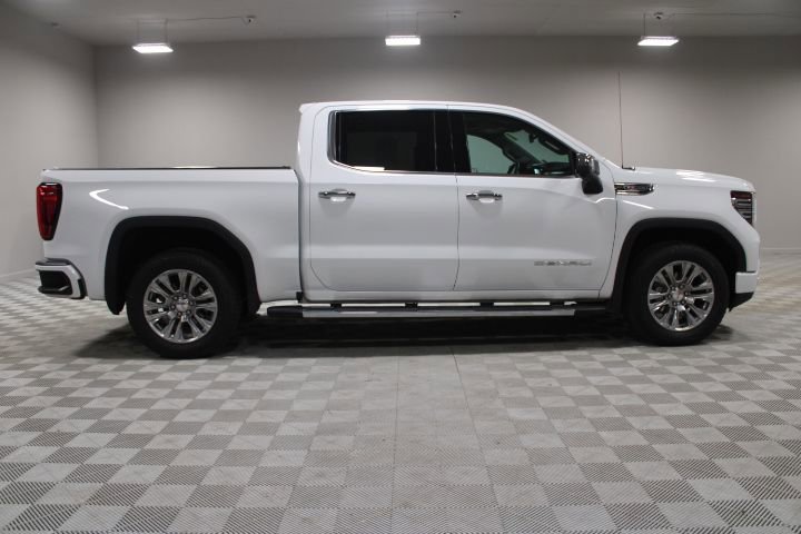 Used 2024 GMC Sierra 1500 Denali image 12