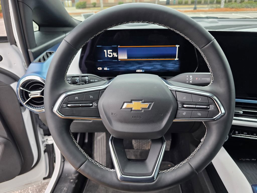 Certified 2025 Chevrolet Equinox EV LT image 21